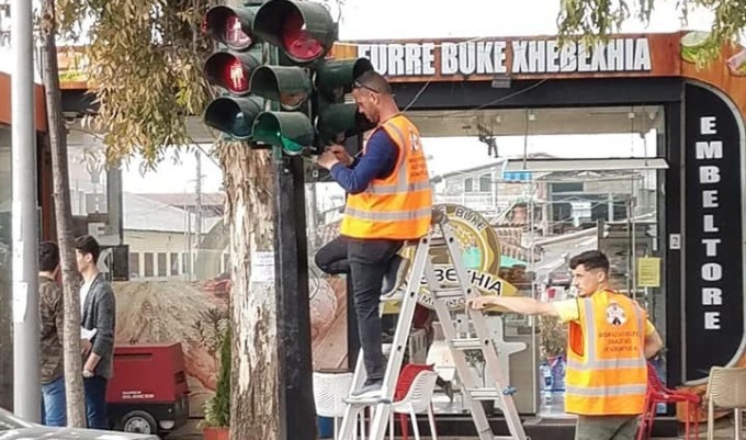 Bashkia vijon punen me permiresimin e sinjalistikes: Semafore LED ne gjithe Tiranen